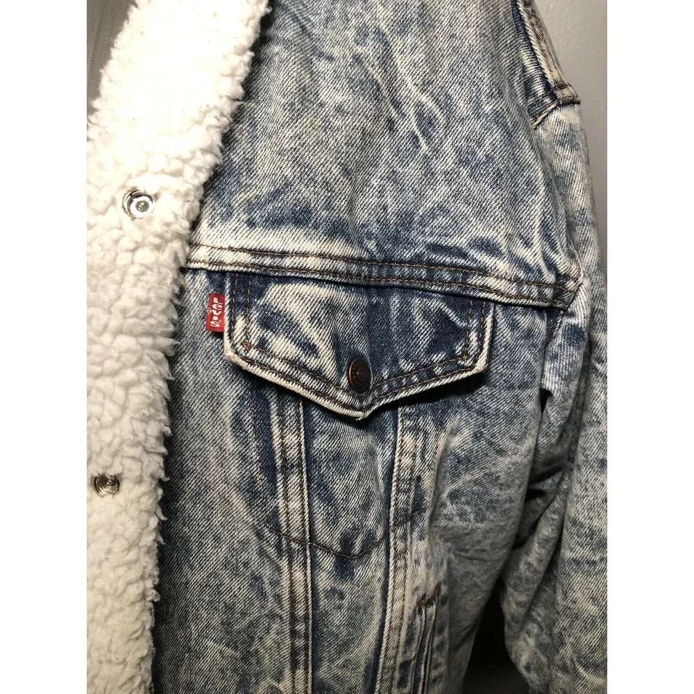 Levi's Jacket Men Size Medium Denim Trucker  Sherpa Lined Made in USA Vintage